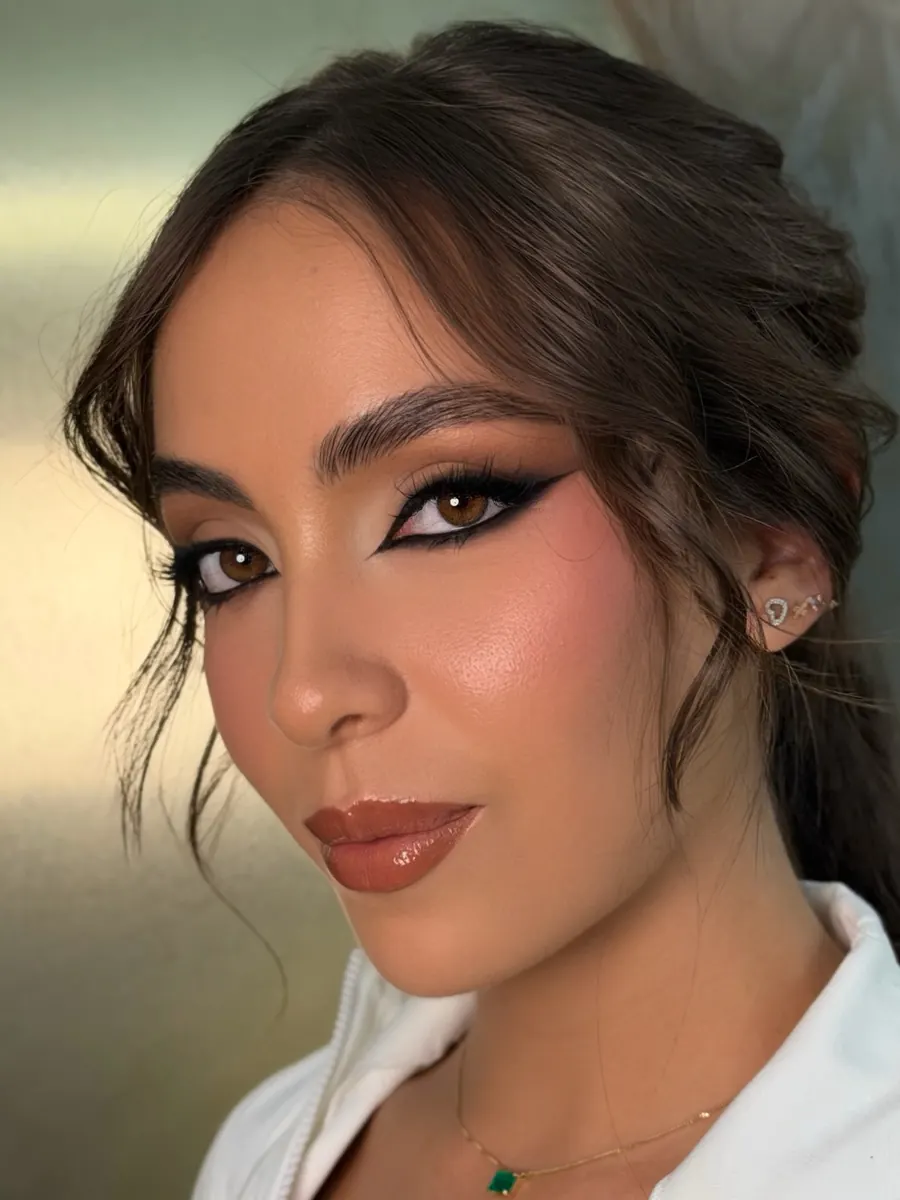 Maquillaje de ojos ahumado